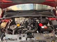 Usado Renault Clio IV Zen 90 CV (66 kW) 2018 Granate Berlina