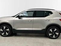 Usado Volvo XC40 Core 185 kW (252 CV) 2024 Plateado SUV