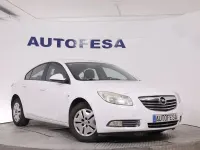 Usado Opel Insignia 140 CV (102 kW) 2012 Blanco