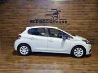 Usado Peugeot 208 75 CV (55 kW) 2015 Blanco Utilitario