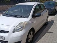 Usado Toyota Yaris 90 CV (66 kW) 2009 Blanco Utilitario