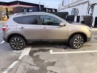 Usado Nissan Qashqai Tekna 110 CV (80 kW) 2012 Oro / dorado SUV