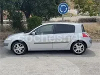 Usado Renault Mégane Authentique 120 CV (88 kW) 2004 Gris / plata Berlina