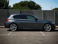 Usado BMW 118 Comfort Edition 136 CV (100 kW) 2017 Gris Utilitario