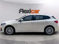 Usado BMW 118 136 CV (100 kW) 2023 Blanco Utilitario
