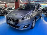 Usado Peugeot 5008 Allure 120 CV (88 kW) 2015 Gris Monovolumen