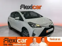 Usado Toyota Yaris Active 111 CV (81 kW) 2018 Blanco