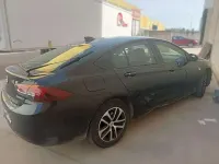 Usado Opel Insignia 136 CV (100 kW) 2018 Negro Berlina