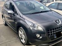 Usado Peugeot 3008 Sport 120 CV (88 kW) 2010 Gris Familiar