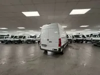 Usado Mercedes Sprinter 2023 Blanco Van