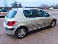 Usado Peugeot 307 110 CV (80 kW) 2002 Gris / plata Berlina
