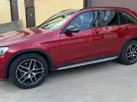 Usado Mercedes GLC220 193 CV (141 kW) 2019 Rojo SUV