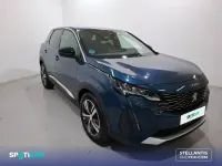 Usado Peugeot 3008 Allure 131 CV (96 kW) 2024 Azul SUV