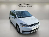 Usado VW Touran Business 115 CV (84 kW) 2020 Blanco Monovolumen