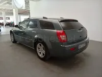 Usado Chrysler 300C Touring 193 CV (141 kW) 2006 Gris / plata Familiar