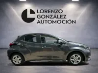 Usado Toyota Yaris Edition 125 CV (91 kW) 2023 Gris Utilitario