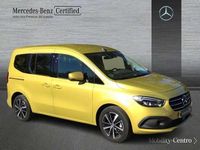 Usado Mercedes 180 116 CV (85 kW) 2025 Amarillo Berlina