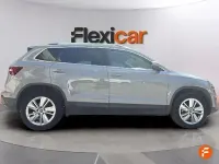Usado Skoda Karoq Ambition 110 CV (80 kW) 2025 Beige SUV