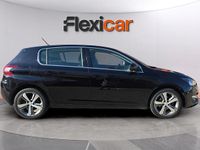 Usado Peugeot 308 Allure 120 HP (88 kW) 2017 Amarelo Sedan