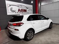 Usado Hyundai i30 GO! 95 CV (69 kW) 2019 Blanco Berlina