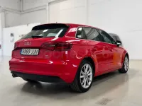 Usado Audi A3 Advanced 110 CV (80 kW) 2015 Rojo Berlina