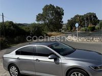 Usado VW Passat Advance 120 CV (88 kW) 2018 Gris / plata Berlina