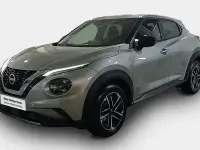 Usado Nissan Juke N-Connecta 114 CV (83 kW) 2025 Diamond silver (metalizado) monotono SUV