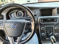 Usado Volvo V60 Momentum 181 CV (133 kW) 2015 Negro Familiar