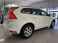 Usado Volvo XC60 Kinetic 150 CV (110 kW) 2016 Blanco SUV
