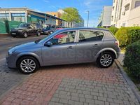 Begagnad Opel Astra Sport 100 HK (73 kW) 2006 Grå Sedan