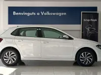 Usado VW Polo Life 95 CV (69 kW) 2023 Blanco Utilitario