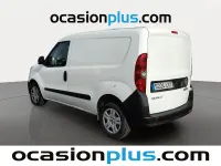 Usado Fiat Doblò 95 CV (69 kW) 2021 Blanco Monovolumen