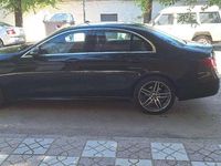 Usado Mercedes E220 194 CV (142 kW) 2017 Negro Berlina