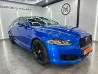 Usado Jaguar XJ R 575 CV (422 kW) 2018 Negro Berlina