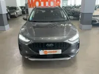 Usado Ford Focus Active 125 CV (91 kW) 2024 Gris Utilitario