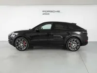 Usado Porsche Cayenne S E-Hybrid Black Edition 519 CV (381 kW) 2025 Negro SUV