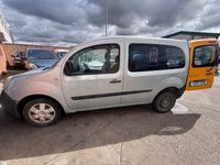 Usado Renault Kangoo 85 CV (62 kW) 2009 Gris / plata Familiar