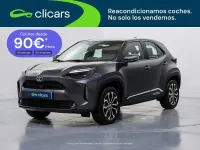 Usado Toyota Yaris Cross Style 91 CV (66 kW) 2022 Gris SUV