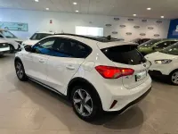 Usado Ford Focus Active 120 CV (88 kW) 2021 Blanco Berlina
