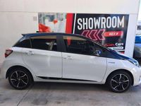 Usado Toyota Yaris Hybrid 73 CV (53 kW) 2018 Blanco Utilitario
