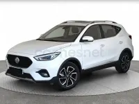 Usado MG ZS Luxury 111 CV (81 kW) 2022 Blanco SUV