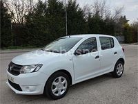 Usado Dacia Sandero Ambiance 75 CV (55 kW) 2015 Blanco Berlina