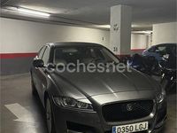 Usado Jaguar XF Portfolio 300 CV (220 kW) 2016 Gris / plata Berlina