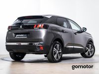Usado Peugeot 3008 Allure 130 CV (95 kW) 2023 Gris SUV