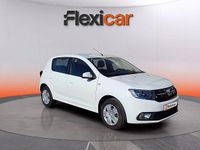 Usado Dacia Sandero Acces 75 CV (55 kW) 2020 Blanco Utilitario