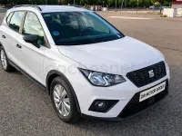 Usado Seat Arona Style 95 CV (69 kW) 2020 Blanco SUV