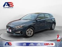 Usado Hyundai i30 120 CV (88 kW) 2022 Gris Berlina