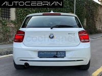 Usado BMW 118 Sport Line 143 CV (105 kW) 2012 Blanco Utilitario