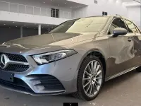 Usado Mercedes A250 218 CV (160 kW) 2023 Gris / plata Berlina