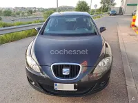 Usado Seat Leon Stylance 140 CV (102 kW) 2006 Negro Utilitario